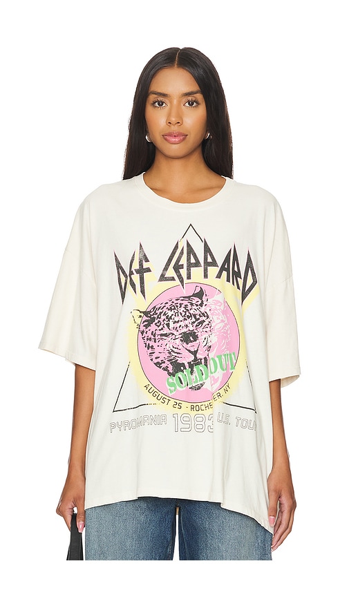 Shop Daydreamer Def Leppard Sold Out 1983 Tee In Beige