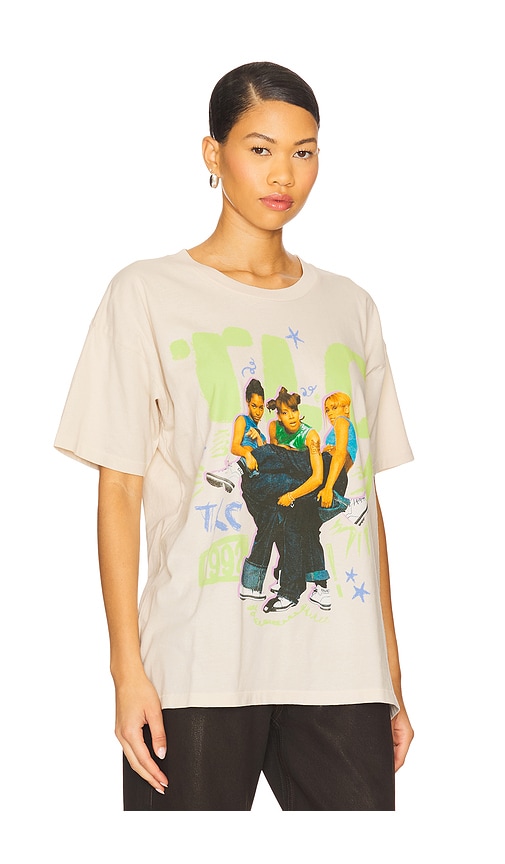 Daydreamer Tlc Kickin' It Merch Tee In White