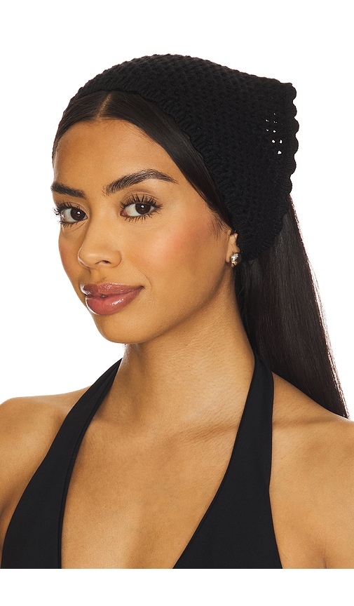 Knit Bandana in Black.