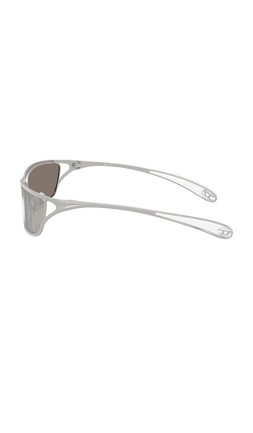  Diesel Rectangular Sunglasses In Metallic Silver. 