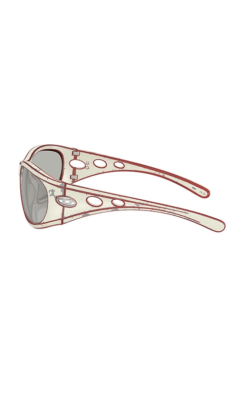  Diesel Rectangular Sunglasses In Cream. 