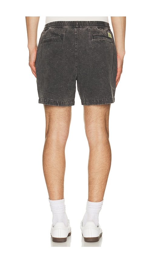 Duvin Design Leisure Walk Short In Multi