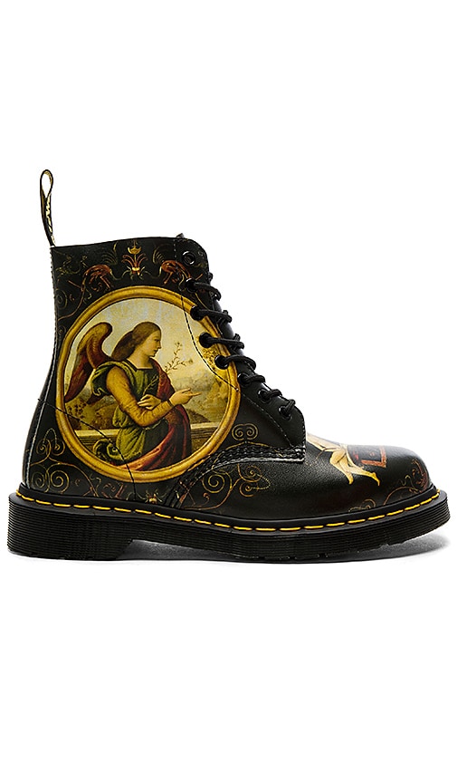 Pascal 8 Eye Boot