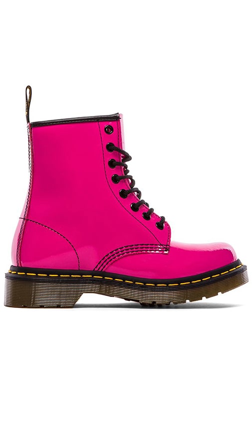 dr martens 146 pink