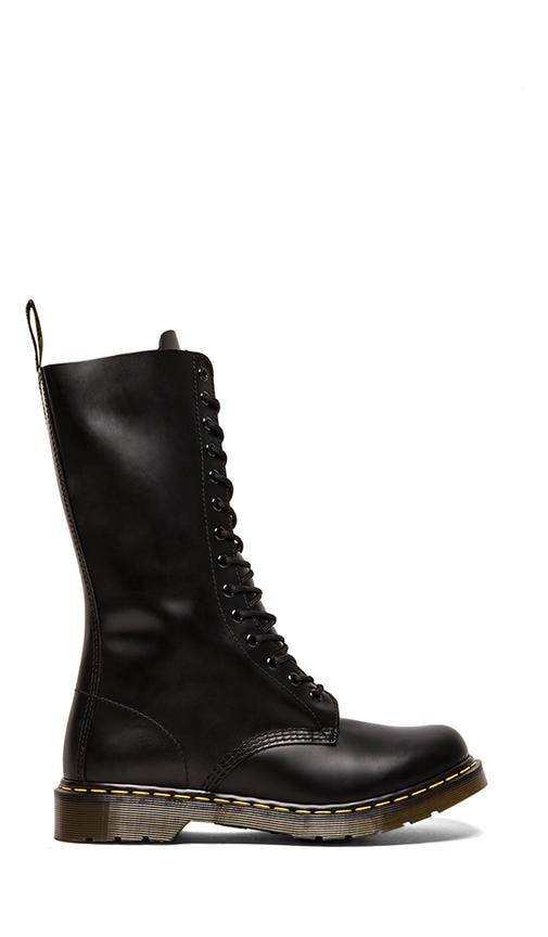 Iconic 14 Eye Boot