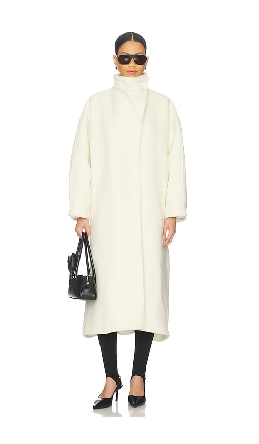 Diana Milkanova Studio Mia Coat