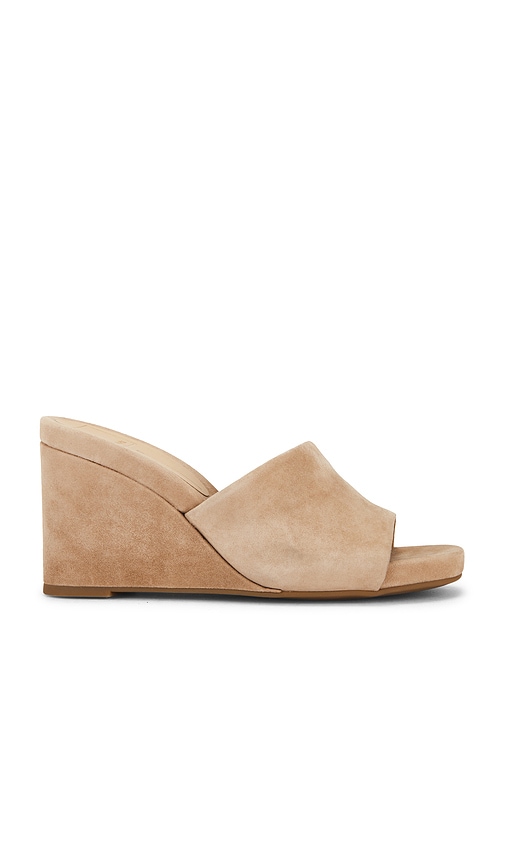 Dolce Vita Holta Sandal