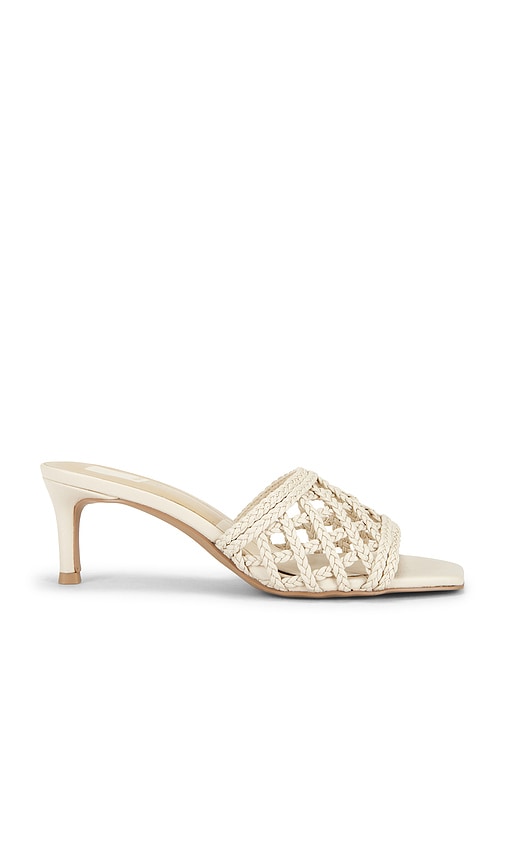 Dolce Vita Bowen Sandal in Ivory. - size 6 (also in 6.5, 7, 7.5, 8, 8.5, 9, 9.5)