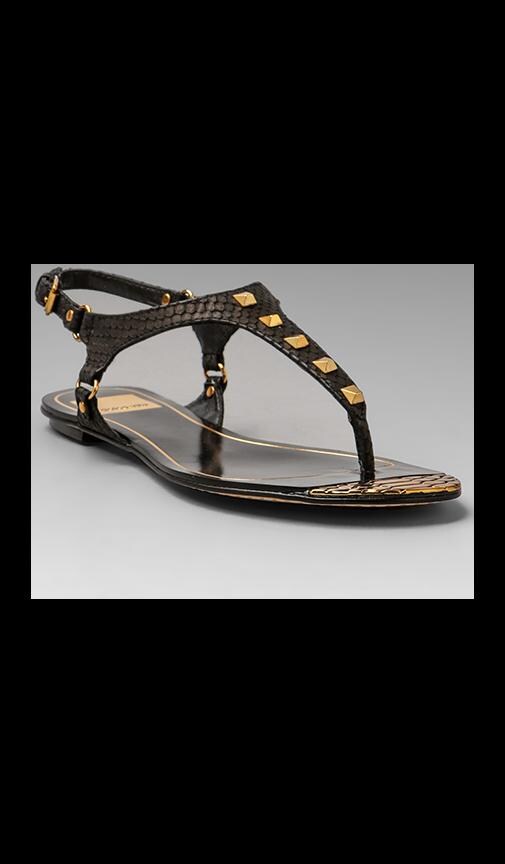 Indira Sandal