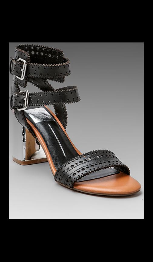 Elka Sandal