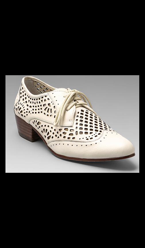 Orina Oxford Flat