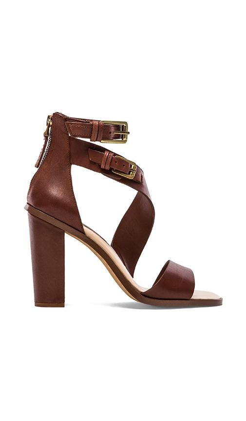 Oriana Heel