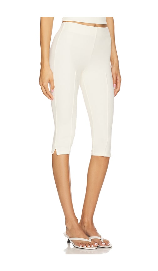 Donni The Rib Pedal Pusher Pant In Cream