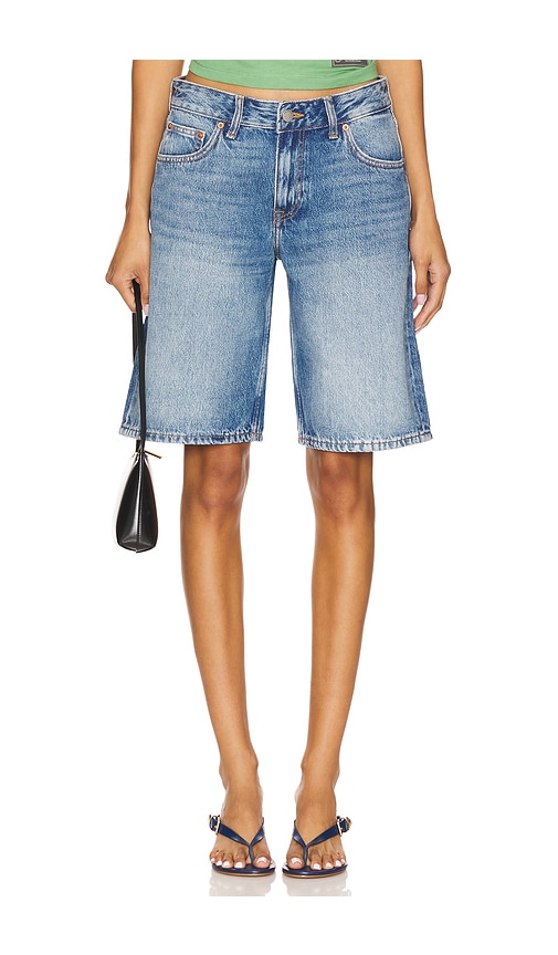 Dr. Denim Lea Shorts in Blue. - size 32 (also in 25, 26, 27, 28, 29, 31)