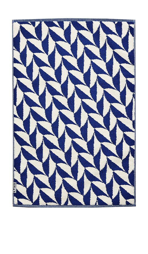 Scallop Bath Mat in Navy - Dusen Dusen - Modalova