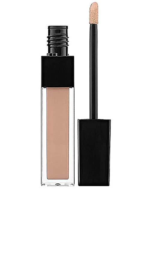 Deep Shine Lip Gloss in Nude Whisper.