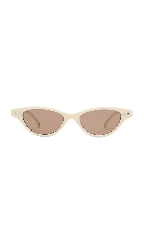 Cybeles Sunglasses in White.