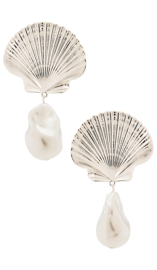 Eliou Scallop Earrings In Metallic