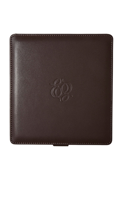 ETOILE COLLECTIVE Capsule Case en Brown.