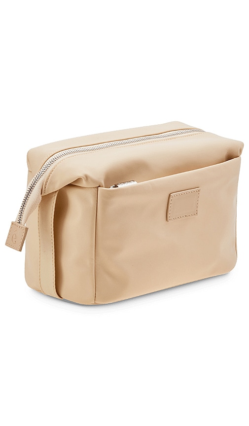 Etoile Collective Jet Setter Travel Case In Beige