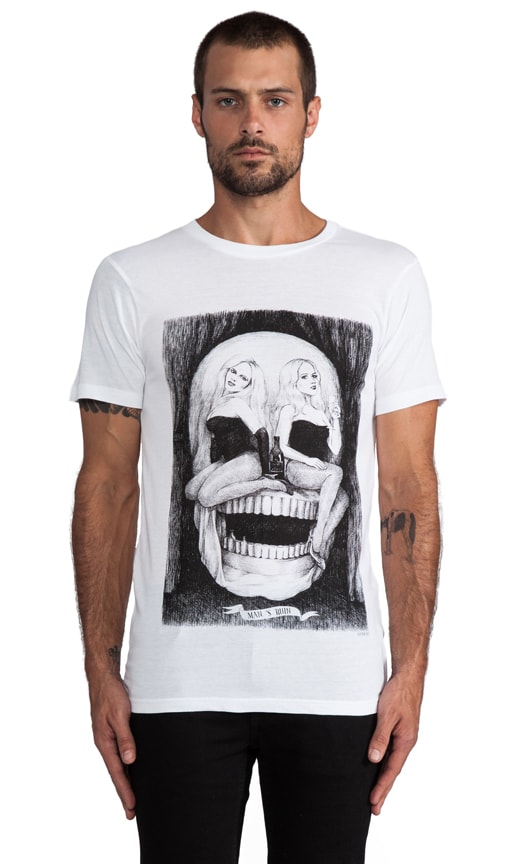 Mansruin Graphic Tee