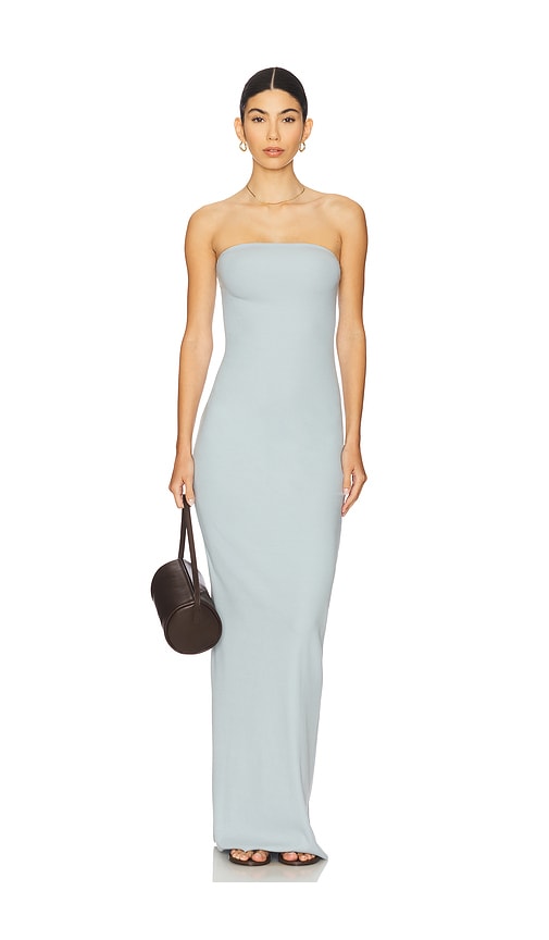 ROBE in . Size M, S, XL, XS - Eterne - Modalova