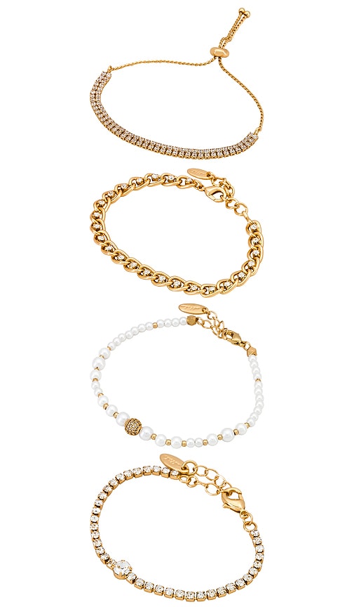  Ettika Armreif Chain In Metallic Gold. 