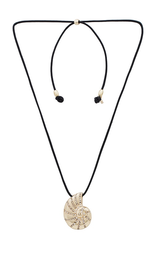 Ettika Shell Pendant Necklace in Gold