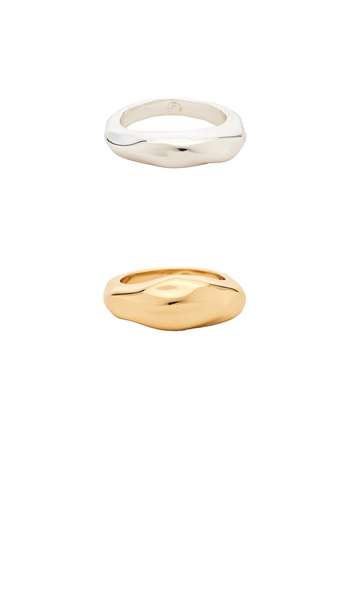 Melted Muse Ring Set in Metallic Silver.