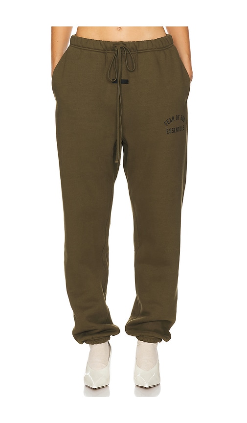 Fear of God ESSENTIALS Fleece Essential Sweatpant in Olive