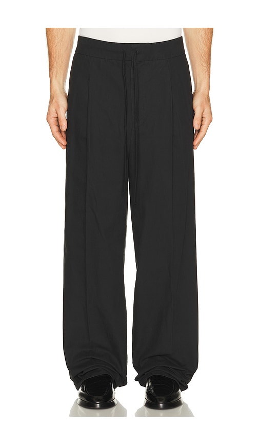 Pleat Front Pant