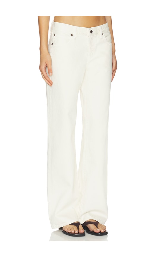 Frame The Saturday Jeans In Shell