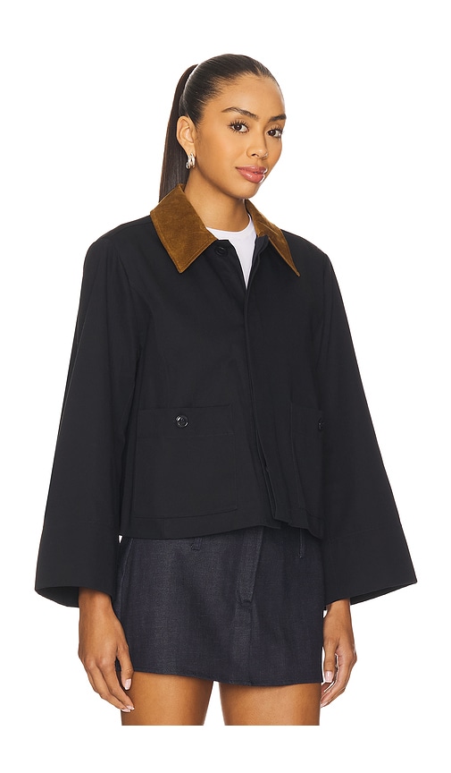 Frame The Small Trench In Blue