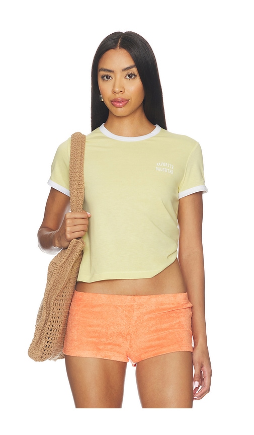Favorite Daughter T-SHIRT RINGER THE CROPPED FAVORITE DAUGHTER en Yellow. Taille XS. Also en S, M.