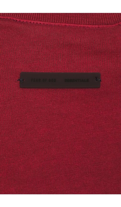  Fear Of God Essentials Shirt In Red. Größe 4/5. Also In 6/7. 