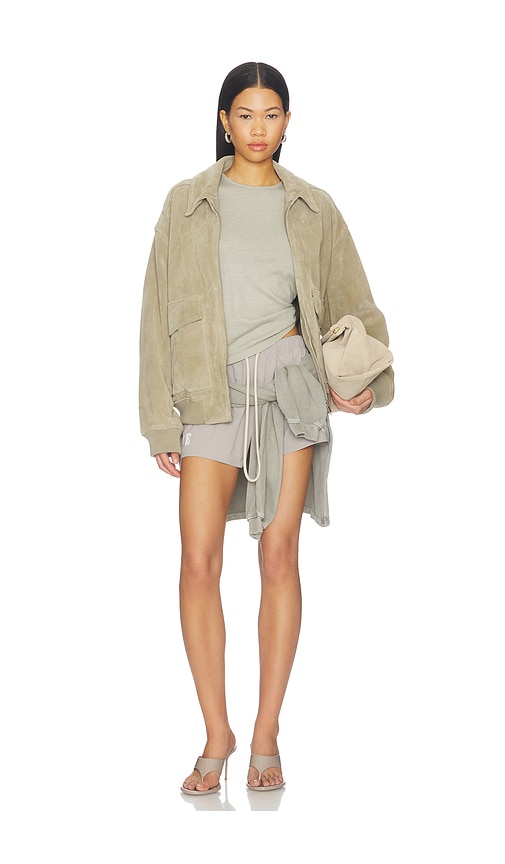 Essentials Running Short In Seal