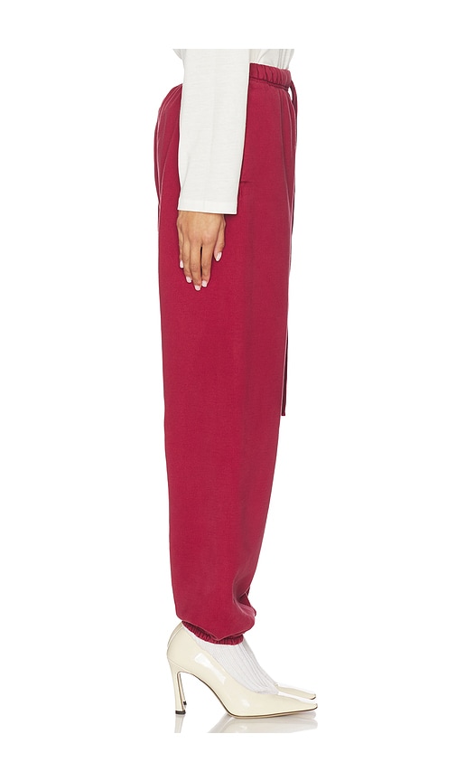 Essentials Classic Sweatpant In Red