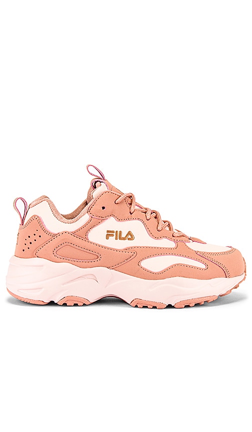 Fila Ray Tracer in Dusty Pink, Spanish 
