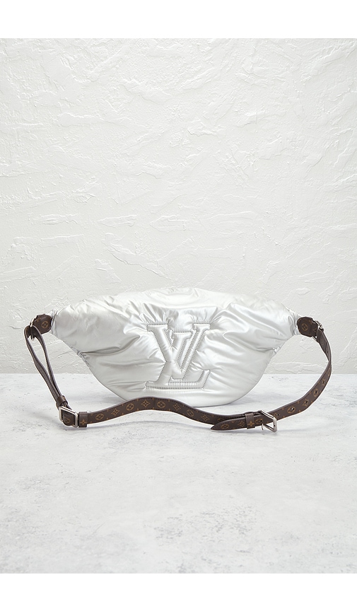  Fwrd Renew Gürteltasche Louis Vuitton In Metallic Silver. 