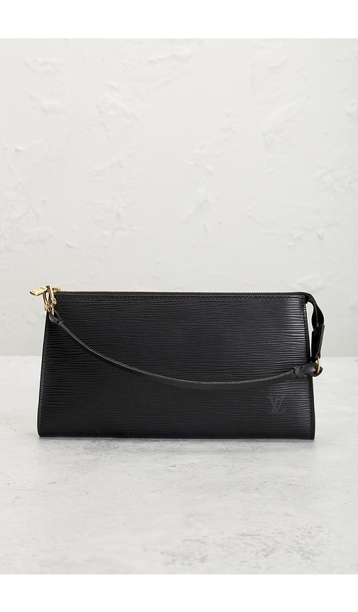 FWRD Renew Louis Vuitton Epi Pochette Accessoires 24 Shoulder Bag | Thumbnail 18