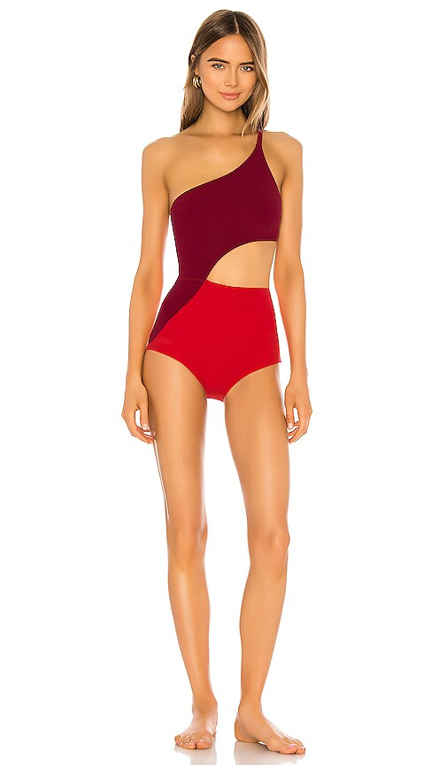 Ali One Piece
