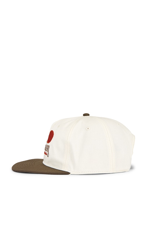  Free & Easy Hut In Cream. 