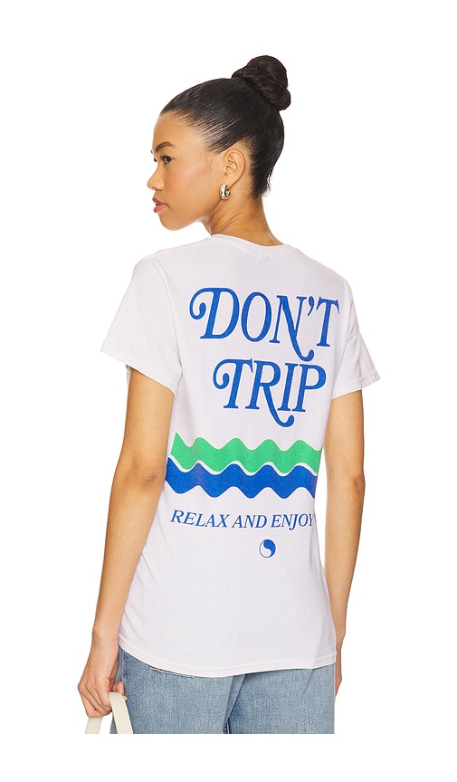 Cool Breeze Tee in White. - size L (also in M, S, XL/1X) - Free & Easy - Modalova