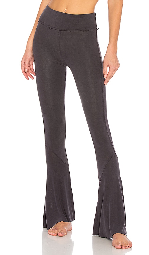 EBB & FLOW MODAL FLARE LEGGINGS