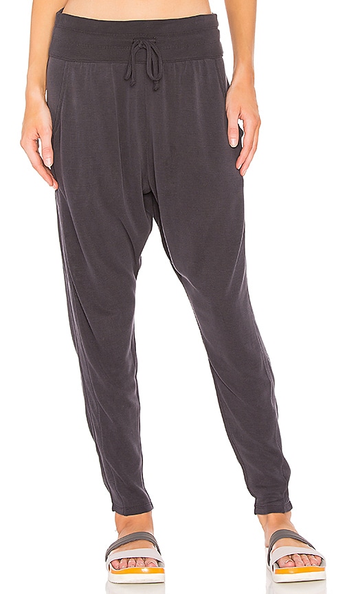 Movement Yella Harem Jogger