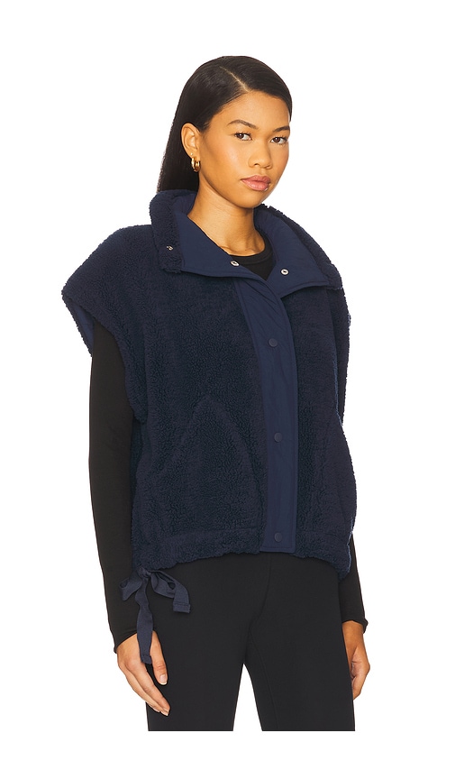 Free People X Fp Movement Scout It Out Vest In Blue