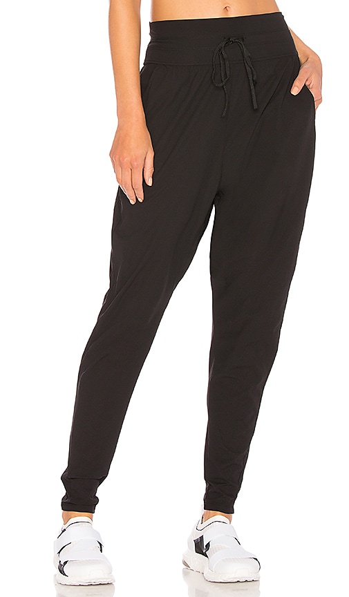 Free People Movement Cardio Harem Pant in Black | REVOLVE