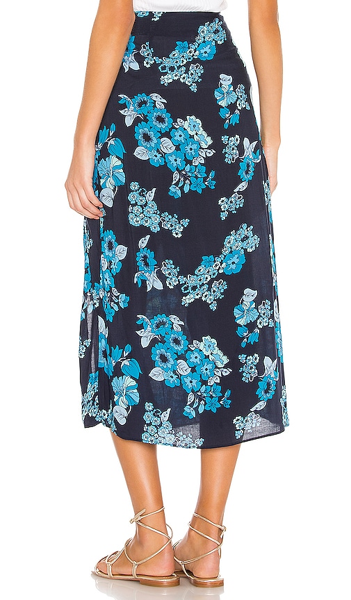 blue sarong skirt