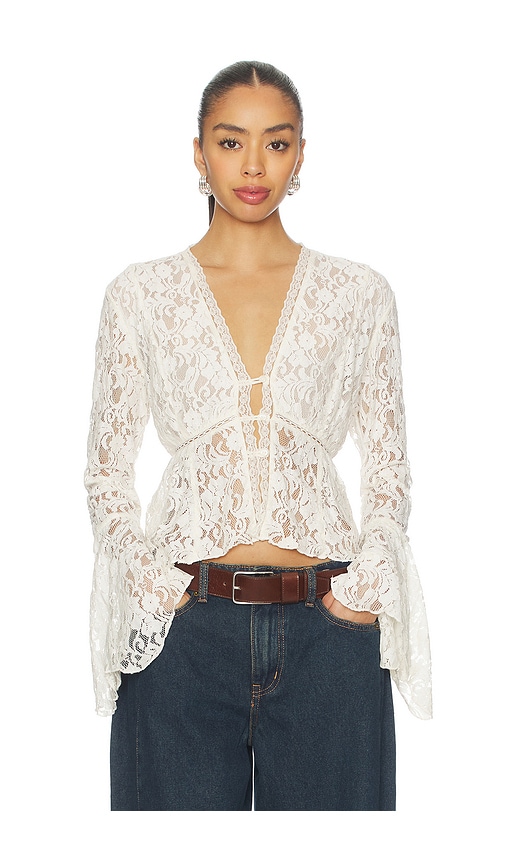 (取寄) フリーピープル レディース ウィスパリング ラブ レース トップ Free People women Whispering Love Lace Top Tofu Free People WHISPERING LOVE レーストップス - Tofu | REVOLVE