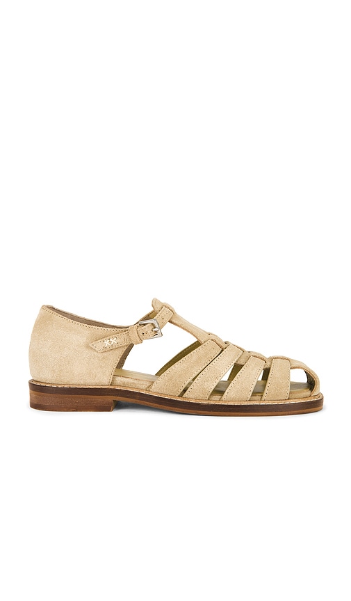 Willow Fisherman in Beige. - size 9.5 (also in 10, 11, 6, 7.5, 8.5, 9)